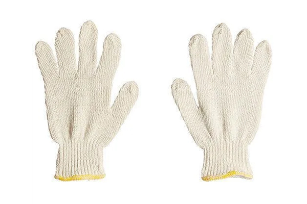 Knitted Gloves